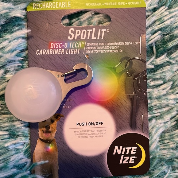 SpotLit - Picture 4 of 11